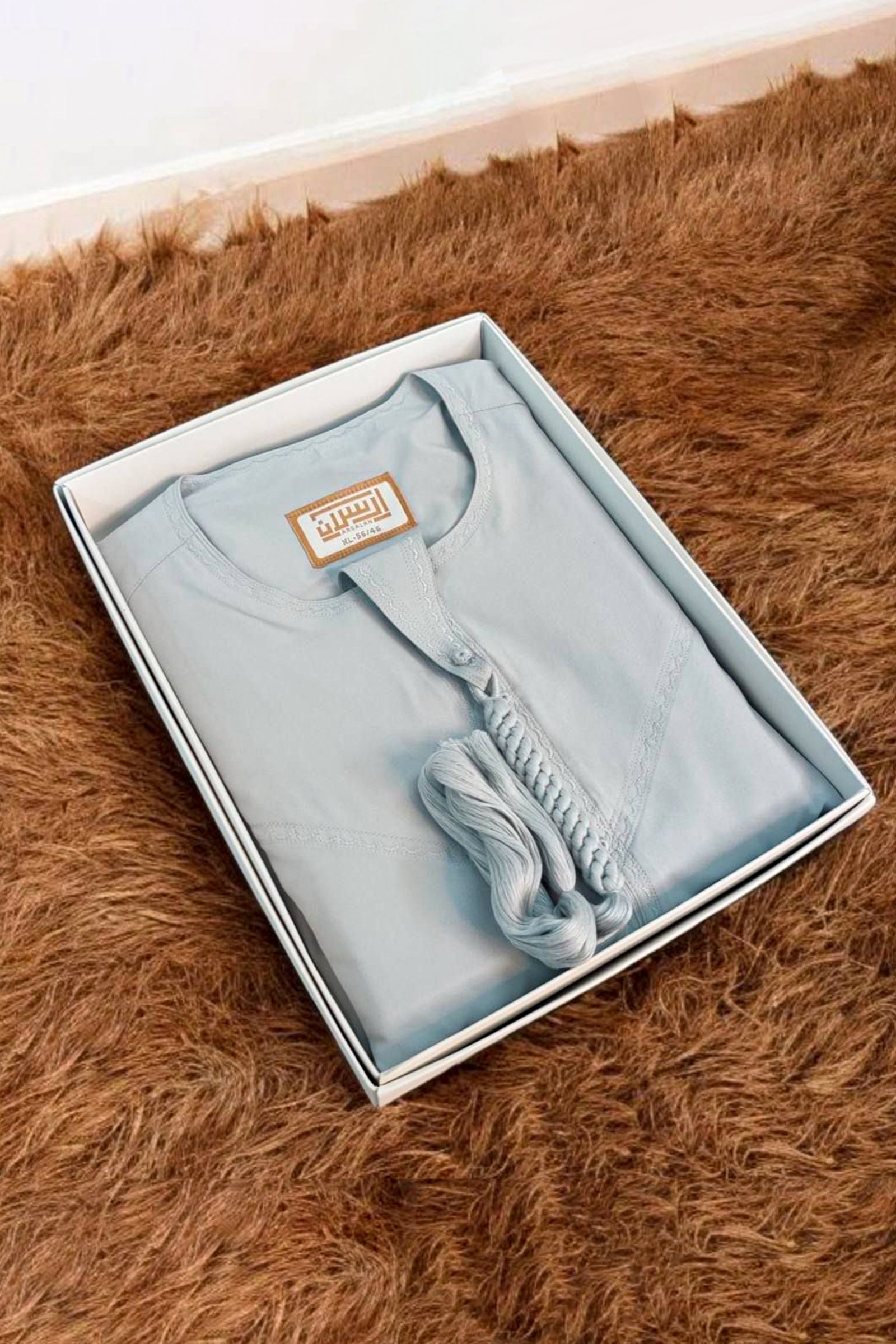 kundura-1.jpg Premium Emirati Kandura Thobe in White Mint - Image 1